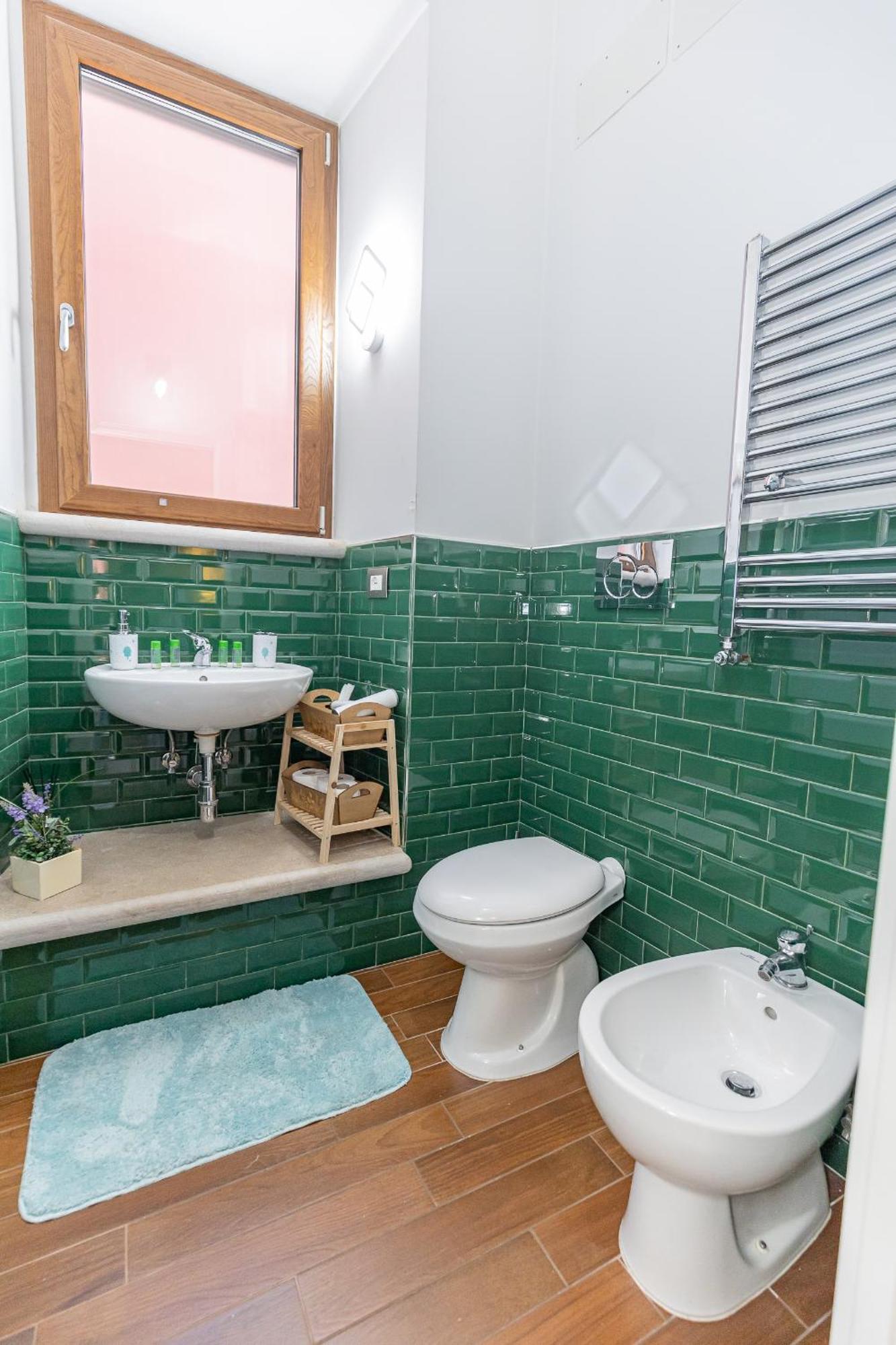 Centro Storico Redmood House A 5 Min Dal Mare, Breakfast, Aria Condizionata, Wi-Fi E Netflix Apartment Barletta Exterior photo